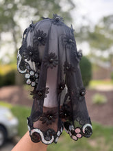 Load image into Gallery viewer, Black Floral Petals - LG flowers
